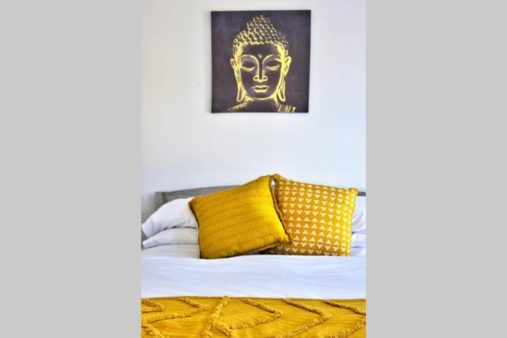 The Stratford Palace Apartment Birmingham Bagian luar foto