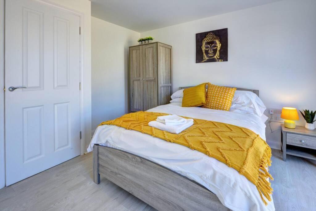 The Stratford Palace Apartment Birmingham Bagian luar foto