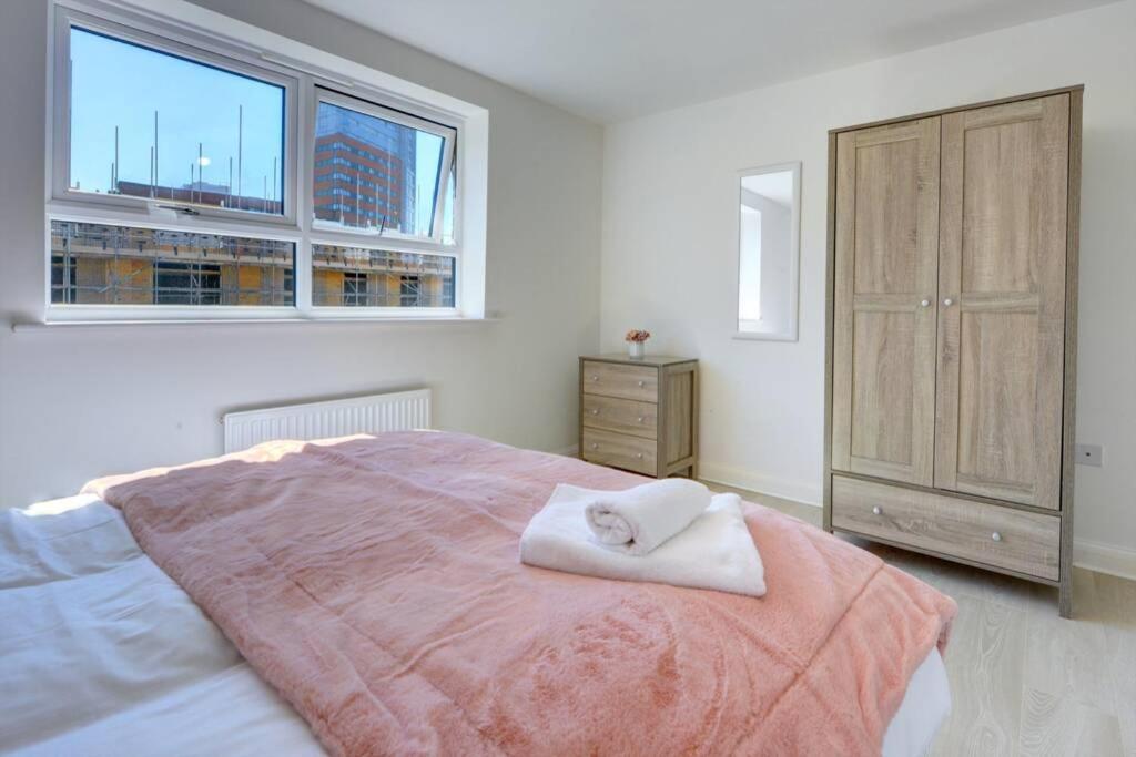 The Stratford Palace Apartment Birmingham Bagian luar foto